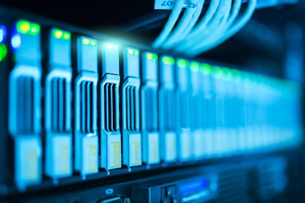 Tủ Rack server chuyên nghiệp cho phòng máy chủ - WiseTech